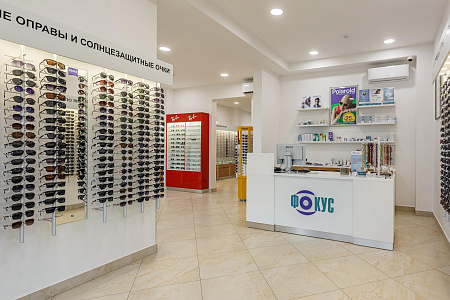 ул. Юлиуса Фучика, 1, ул. Юлиуса Фучика, 1